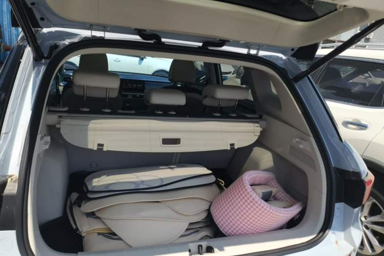 Used Geely Auto icon 2023 1.5TD Star Player Trunk