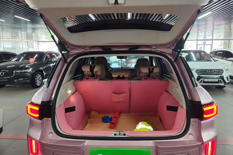 Used Geely Auto icon 2023 1.5TD Chocolate Smoothie Edition Trunk