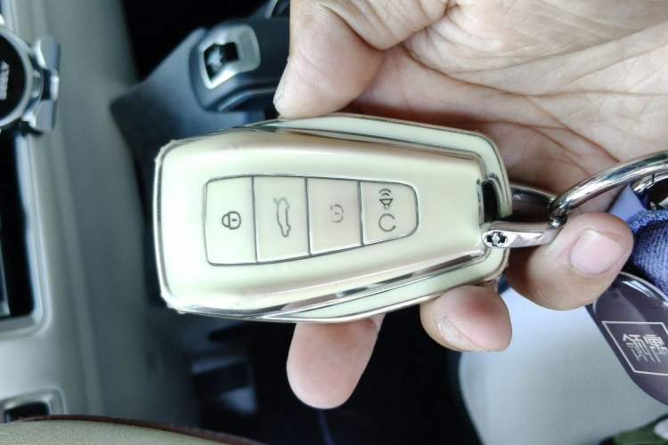 Used Geely Auto icon 2023 1.5TD Chocolate Smoothie Edition Vehicle Key