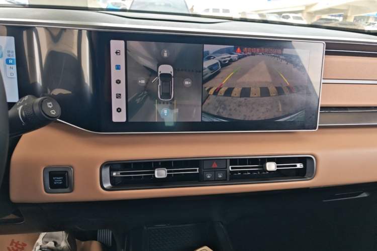 Used Geely Auto icon 2023 1.5TD Chocolate Smoothie Edition Audio And AC Panel