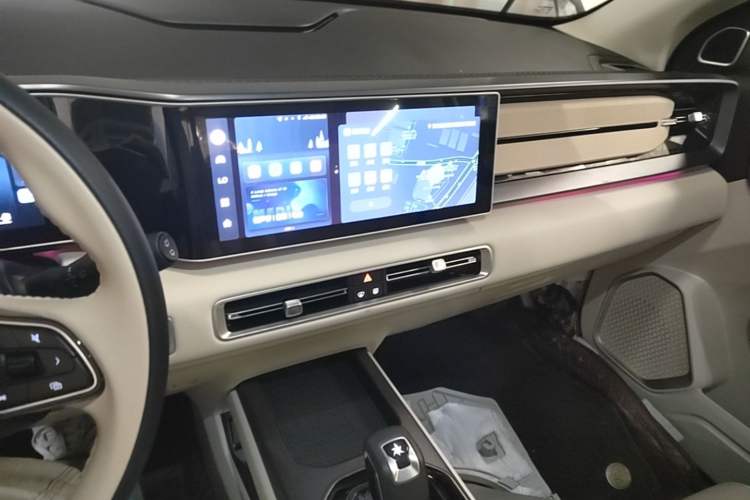 Used Geely Auto icon 2023 1.5TD Chocolate Luxe Edition Audio And AC Panel