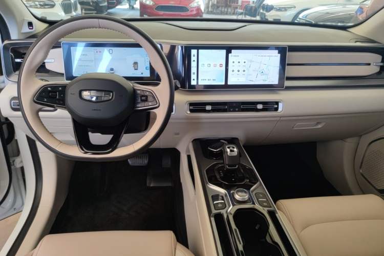 Used Geely Auto icon 2023 1.5TD Chocolate Luxe Edition Audio And AC Panel