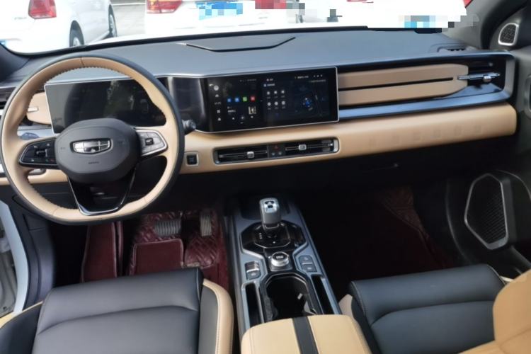 Used Geely Auto icon 2023 1.5TD Chocolate Smoothie Edition Center Console