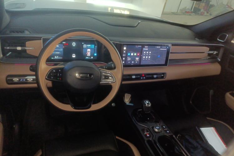 Used Geely Auto icon 2023 1.5TD Star Player Center Console
