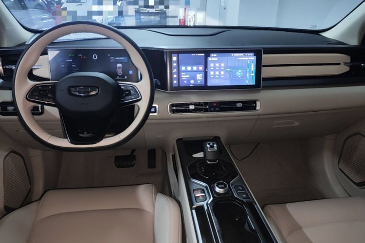 Used Geely Auto icon 2023 1.5TD Chocolate Smoothie Edition Center Console