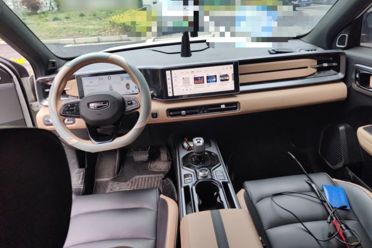Used Geely Auto icon 2023 1.5TD Chocolate Luxe Edition Center Console