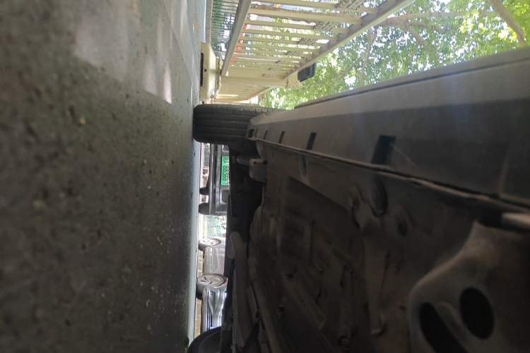 Used Geely Auto icon 2023 1.5TD Chocolate Smoothie Edition Chassis Front Right