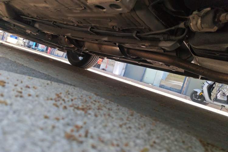 Used Geely Auto icon 2023 1.5TD Chocolate Smoothie Edition Chassis Rear Left