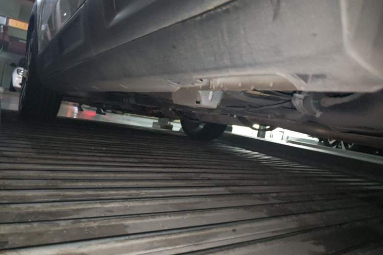 Used Geely Auto icon 2023 1.5TD Chocolate Smoothie Edition Chassis Rear Left