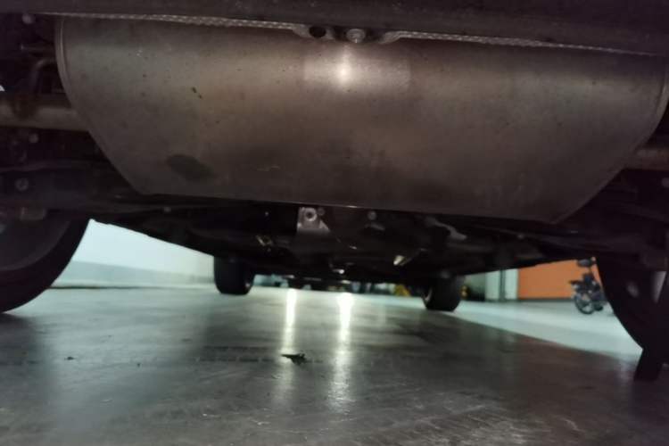 Used Geely Auto icon 2023 1.5TD Chocolate Smoothie Edition Chassis Rear