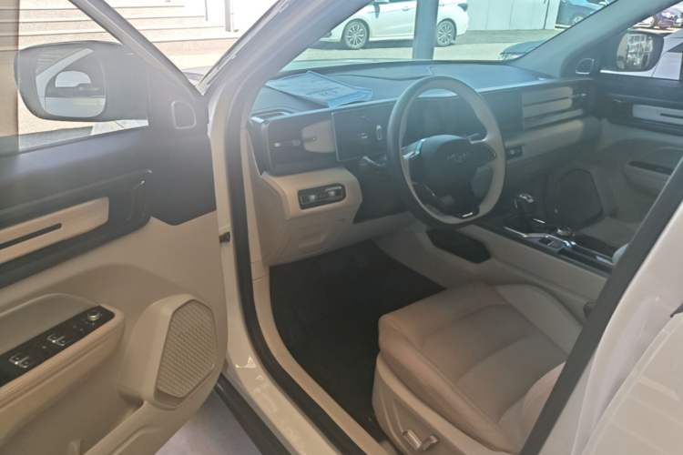 Used Geely Auto icon 2023 1.5TD Chocolate Smoothie Edition Driver Seat