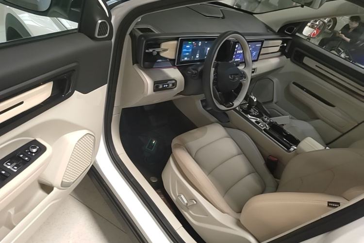 Used Geely Auto icon 2023 1.5TD Chocolate Luxe Edition Driver Seat