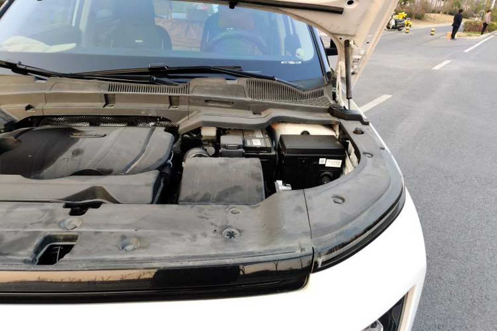 Used Geely Auto icon 2023 1.5TD Chocolate Luxe Edition Engine Bay Left