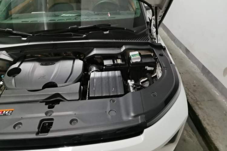 Used Geely Auto icon 2023 1.5TD Chocolate Smoothie Edition Engine Bay Left