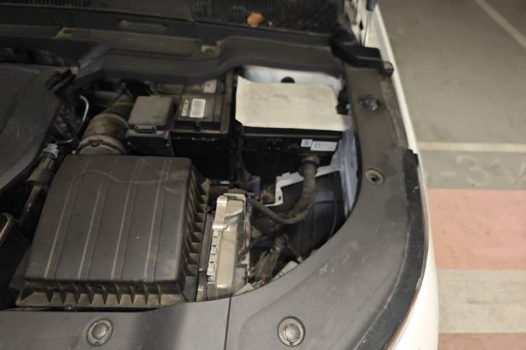 Used Geely Auto icon 2023 1.5TD Star Player Engine Bay Left
