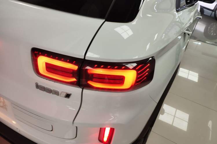 Used Geely Auto icon 2023 1.5TD Chocolate Smoothie Edition Exterior 3