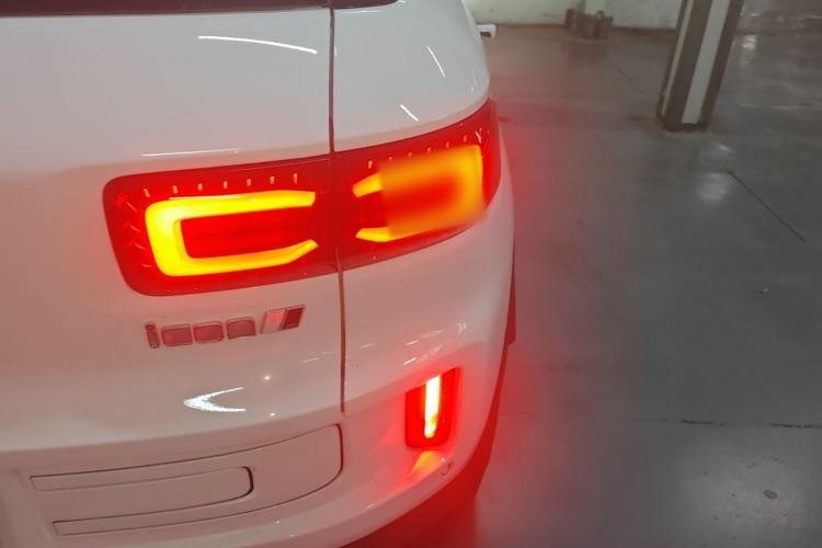 Used Geely Auto icon 2023 1.5TD Chocolate Smoothie Edition Exterior 3