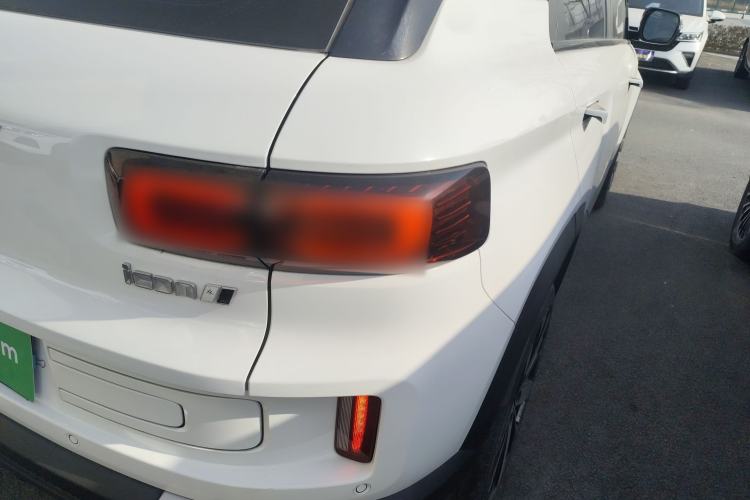 Used Geely Auto icon 2023 1.5TD Chocolate Smoothie Edition Exterior 6