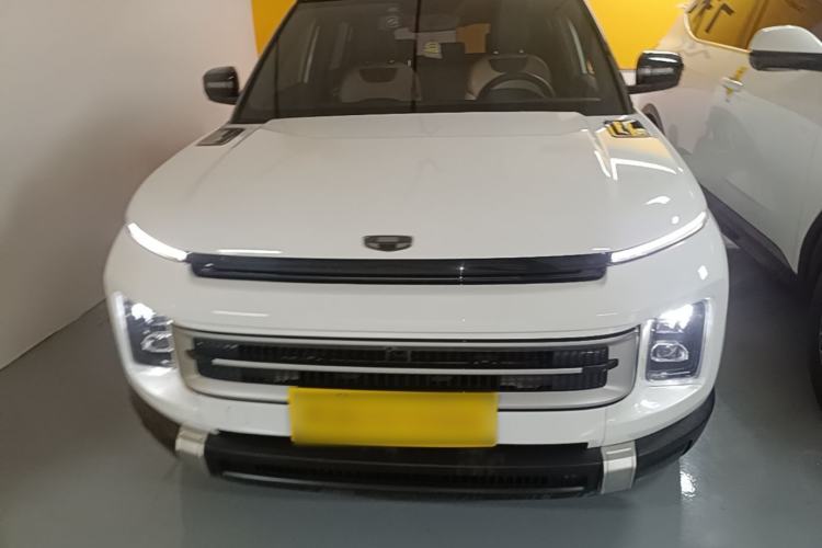 Used Geely Auto icon 2023 1.5TD Chocolate Smoothie Edition Front