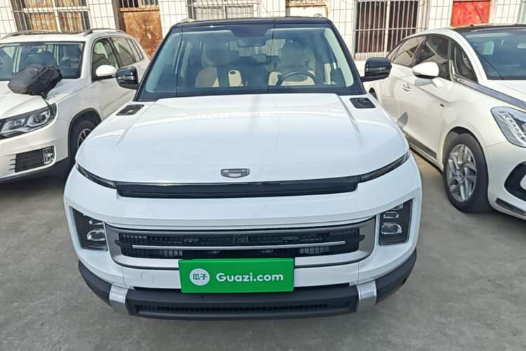 Used Geely Auto icon 2023 1.5TD Chocolate Smoothie Edition Front
