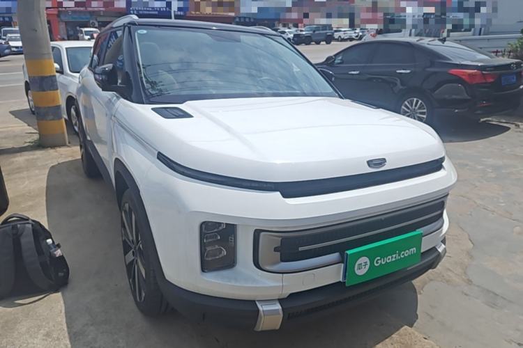 Used Geely Auto icon 2023 1.5TD Chocolate Smoothie Edition Front Right 45 Deg