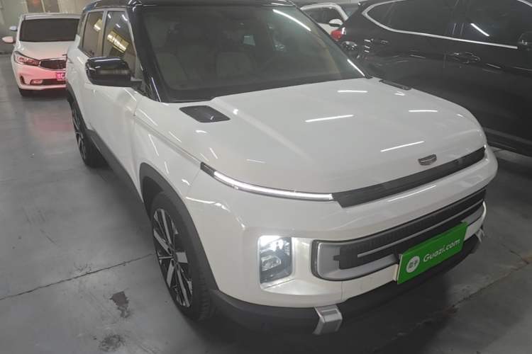 Used Geely Auto icon 2023 1.5TD Chocolate Smoothie Edition Front Right 45 Deg