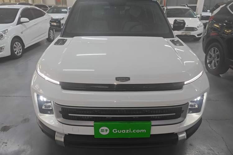 Used Geely Auto icon 2023 1.5TD Chocolate Smoothie Edition Front
