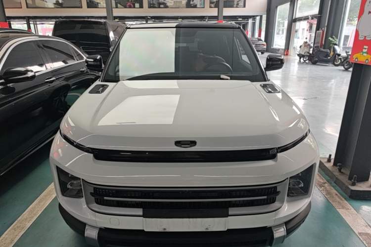Used Geely Auto icon 2023 1.5TD Chocolate Smoothie Edition Front