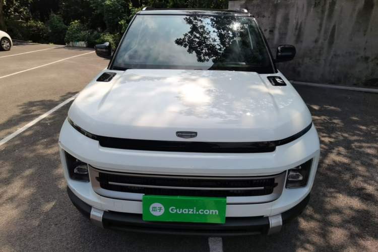Used Geely Auto icon 2023 1.5TD Chocolate Smoothie Edition Front