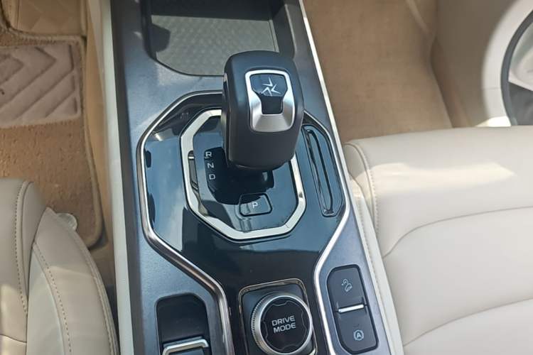 Used Geely Auto icon 2023 1.5TD Chocolate Smoothie Edition Gear Lever