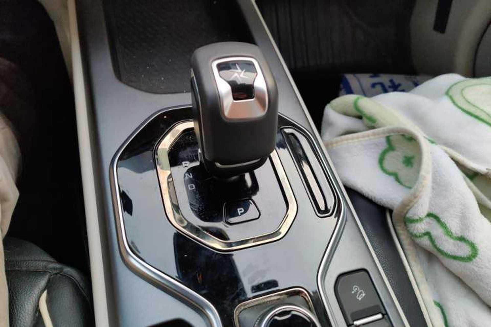 Used Geely Auto icon 2023 1.5TD Chocolate Luxe Edition Gear Lever
