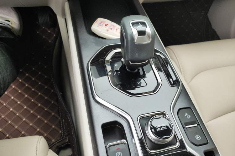 Used Geely Auto icon 2023 1.5TD Chocolate Smoothie Edition Gear Lever