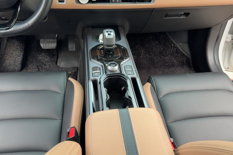 Used Geely Auto icon 2023 1.5TD Chocolate Smoothie Edition Gear Lever