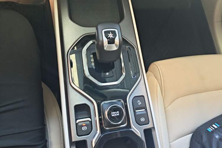 Used Geely Auto icon 2023 1.5TD Chocolate Smoothie Edition Gear Lever