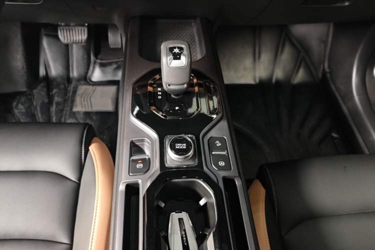Used Geely Auto icon 2023 1.5TD Chocolate Smoothie Edition Gear Lever
