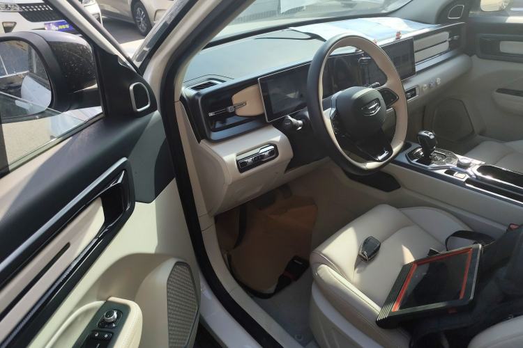 Used Geely Auto icon 2023 1.5TD Chocolate Smoothie Edition Interior 3