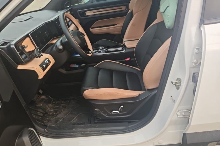 Used Geely Auto icon 2023 1.5TD Chocolate Luxe Edition Left Front Seat