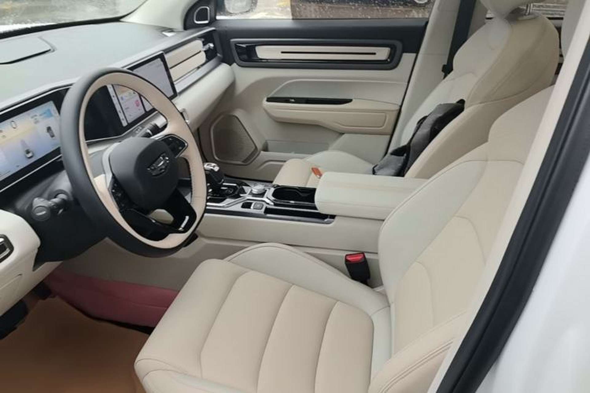 Used Geely Auto icon 2023 1.5TD Chocolate Luxe Edition Left Front Seat