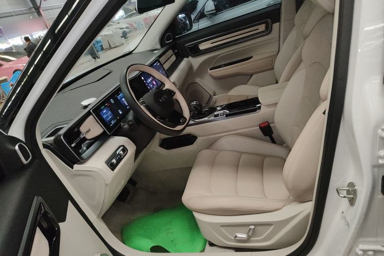 Used Geely Auto icon 2023 1.5TD Chocolate Smoothie Edition Left Front Seat