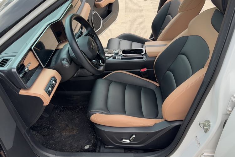 Used Geely Auto icon 2023 1.5TD Chocolate Smoothie Edition Left Front Seat