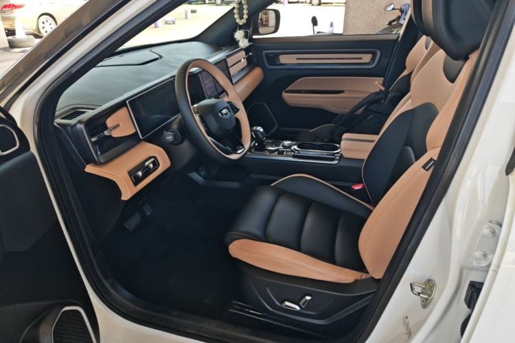 Used Geely Auto icon 2023 1.5TD Chocolate Smoothie Edition Left Front Seat