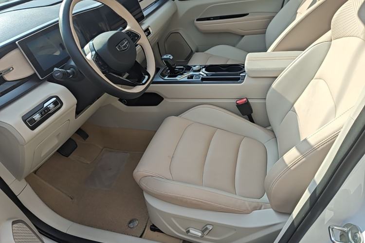Used Geely Auto icon 2023 1.5TD Chocolate Smoothie Edition Left Front Seat