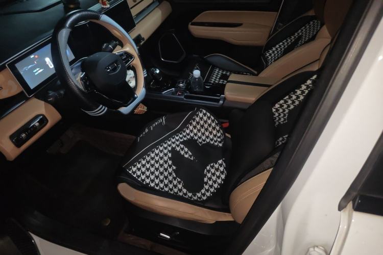 Used Geely Auto icon 2023 1.5TD Chocolate Smoothie Edition Left Front Seat