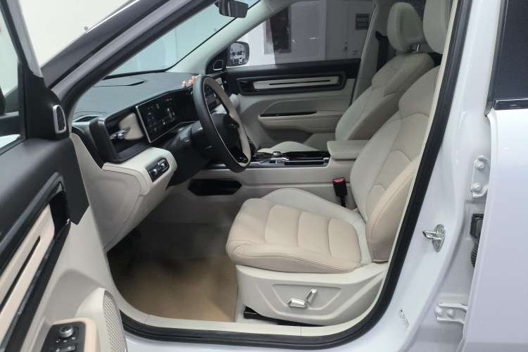 Used Geely Auto icon 2023 1.5TD Chocolate Smoothie Edition Left Front Seat