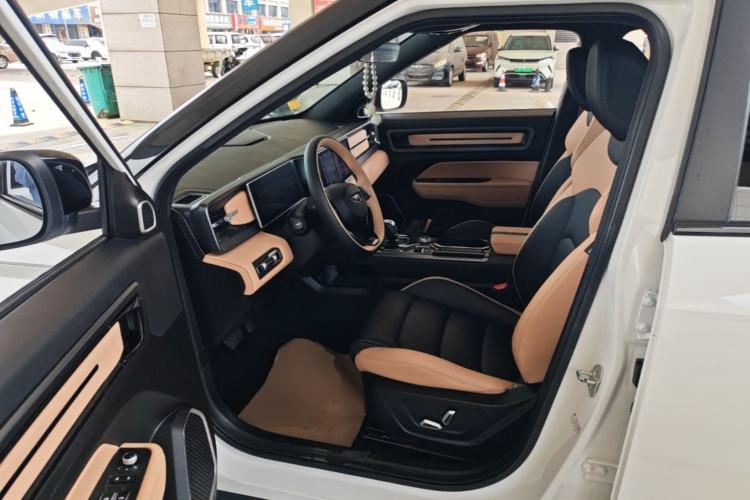 Used Geely Auto icon 2023 1.5TD Chocolate Smoothie Edition Left Front Seat