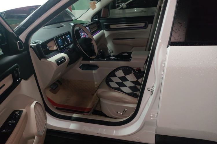 Used Geely Auto icon 2023 1.5TD Chocolate Luxe Edition Left Front Seat