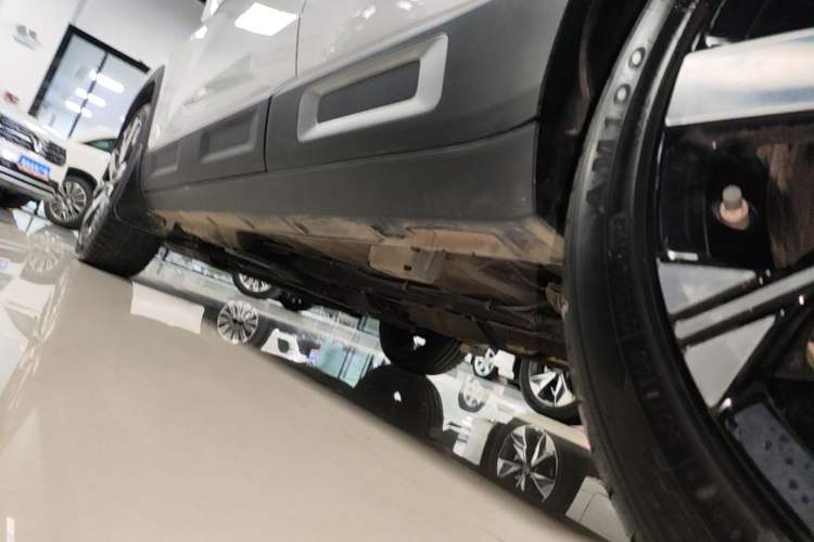 Used Geely Auto icon 2023 1.5TD Chocolate Smoothie Edition Left Side Sill