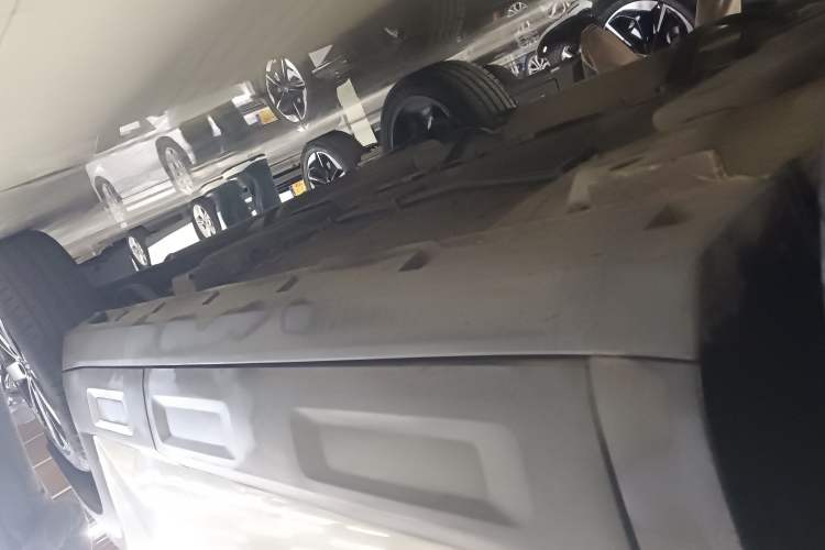 Used Geely Auto icon 2023 1.5TD Chocolate Luxe Edition Left Side Sill