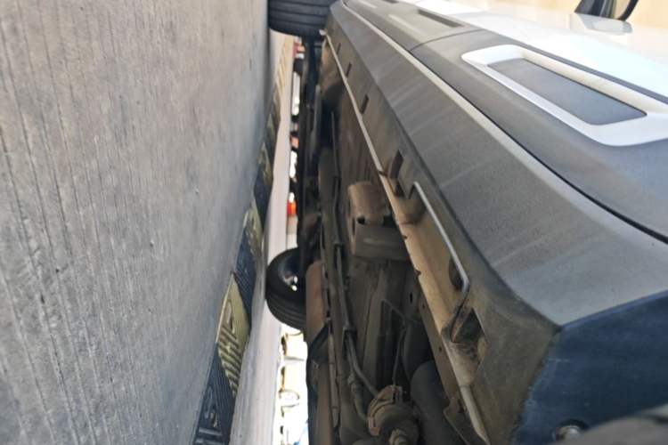 Used Geely Auto icon 2023 1.5TD Chocolate Smoothie Edition Left Side Sill