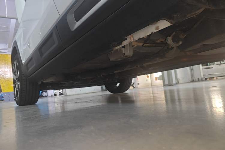 Used Geely Auto icon 2023 1.5TD Chocolate Smoothie Edition Left Side Sill